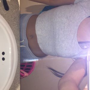grey crop top